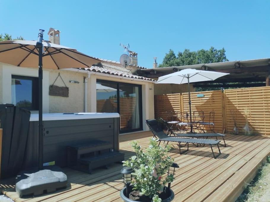Gite De Charme Spa Privatif L'Oustau Di Tonin Malaucène Buitenkant foto