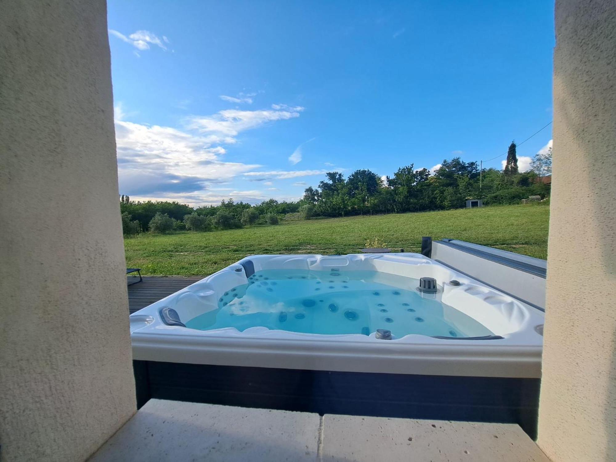 Gite De Charme Spa Privatif L'Oustau Di Tonin Malaucène Buitenkant foto